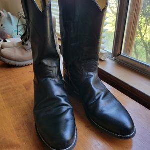 Black Leather Justin boots